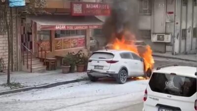 Emin YEŞİL-İSTANBUL, -Sultangazi’de park halindeki cipin motor kısmında yangın çıktı.