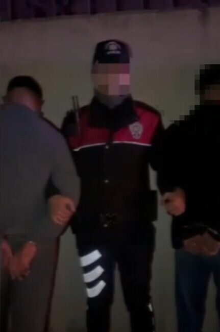 Emre KURT/İSTANBUL, – SULTANGAZİ’de polis denetimlerinde durdurulan araçta otomatik silah,