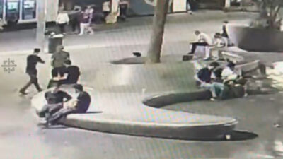 Doğan Can CESUR / İSTANBUL -TAKSİM’de bir şüpheli bankta uyuyan