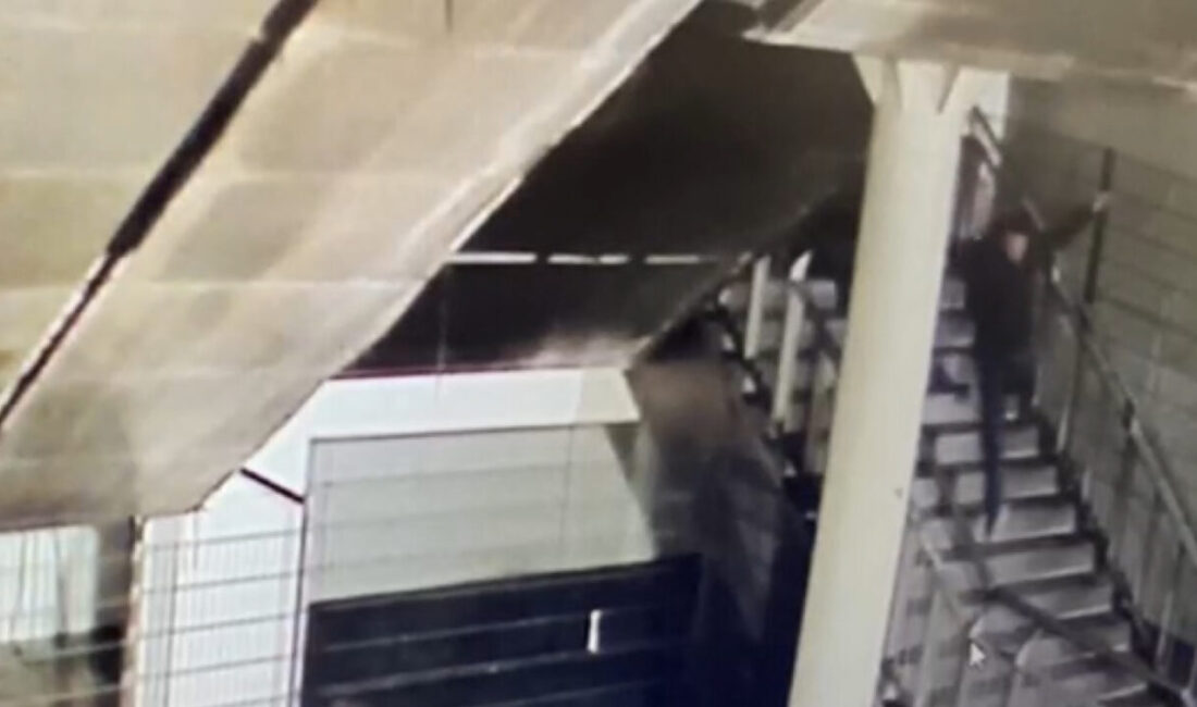 Doğan Can CESUR / İSTANBUL – TAKSİM’de gece saatlerinde İbrahim