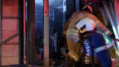 Mert ORDU/İSTANBUL, – ÜMRANİYE’de nalburda çıkan yangın, kısa sürede büyüyerek