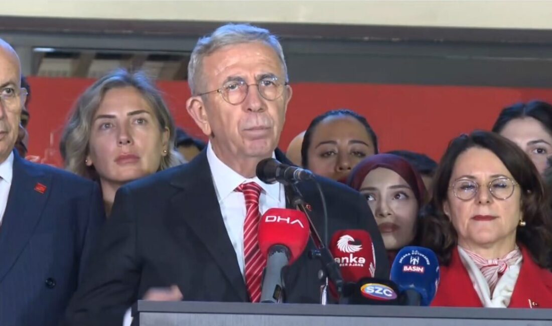 Mansur Yavaş: Karanlığa boyun eğmeden, Cumhuriyet’in ışığında yürümeye devam edeceğiz Eda KOÇ- Emirhan YÜZÜGÜLDÜ/ ANKARA, – ANKARA Büyükşehir Belediye (ABB)