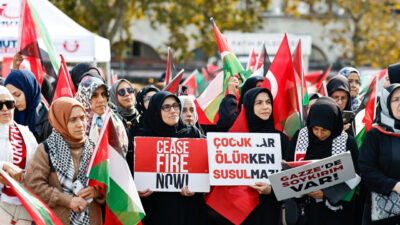 İSTANBUL, – GAZZE’deki ablukayı kırmak ve insani yardım ulaştırmak için