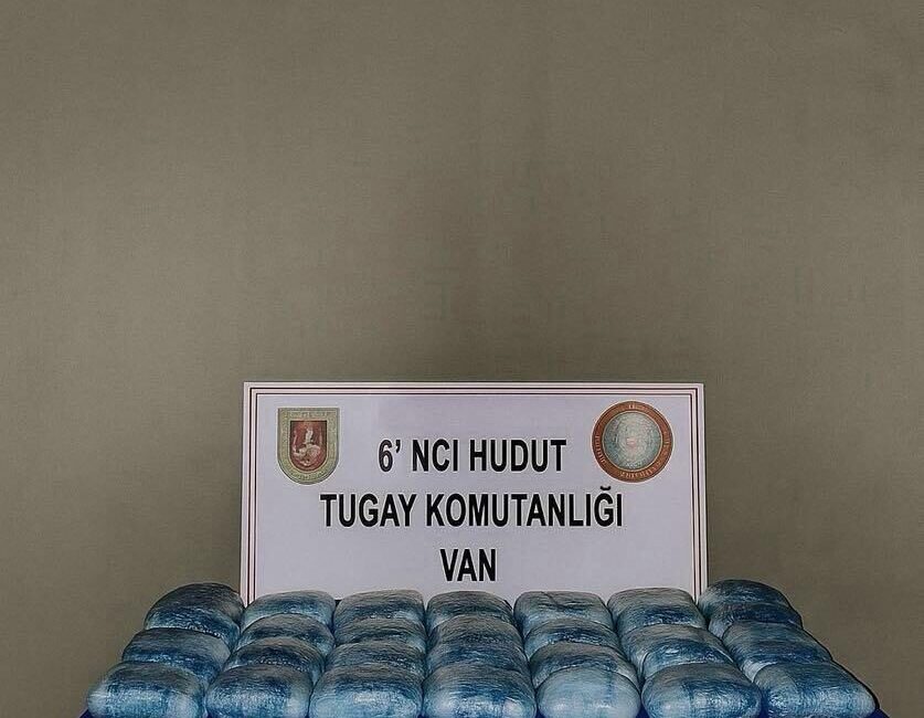 ANKARA, – MİLLİ Savunma Bakanlığı (MSB), Van hudut hattında yapılan