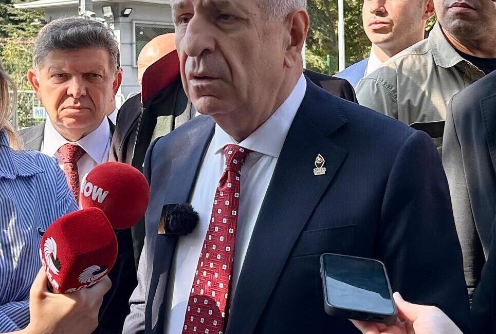 Ümit Özdağ, Ali Erbaş’a hakaretten yargılandığı davada beraat etti Eda KOÇ/ANKARA, – ZAFER Partisi Genel Başkanı Ümit Özdağ, eski