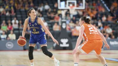 İSTANBUL, – SALON: Roig Arena HAKEMLER: Paulina Karolina Gajdosz, Sonia