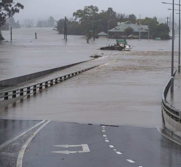 AVUSTRALYA, – AVUSTRALYA’nın kuzeyinde etkili olan ‘Fina Tropikal Siklonu’ nedeniyle
