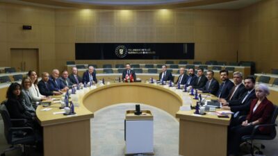 ANKARA, – ENERJİ ve Tabii Kaynaklar Bakanı Alparslan Bayraktar, Kanada