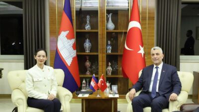 ANKARA, – TİCARET Bakanı Ömer Bolat, Türkiye’ye gelen Kamboçya Ticaret