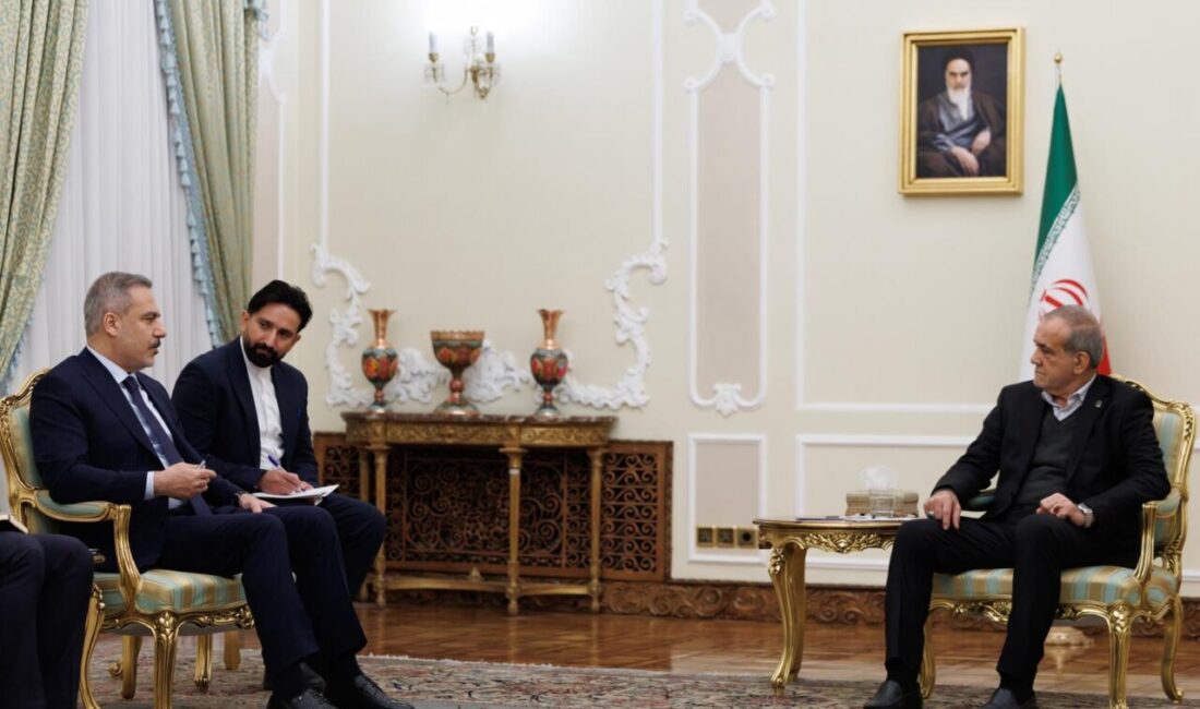 İRAN, – DIŞİŞLERİ Bakanı Hakan Fidan, İran Cumhurbaşkanı Mesud Pezeşkiyan