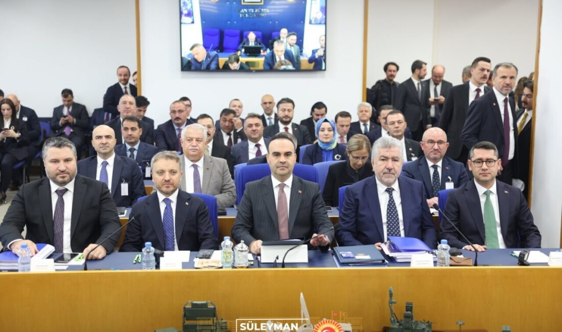 Aliekber METE/ANKARA, – SANAYİ ve Teknoloji Bakanı Mehmet Fatih Kacır,