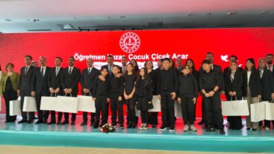 Nisa MİĞAL-Celal ATALAY/ANKARA, – MİLLİ Eğitim Bakanı Yusuf Tekin, hikaye