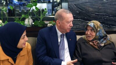 Aybala MELEK-Emirhan YÜZÜGÜLDÜ/ANKARA, – CUMHURBAŞKANI Recep Tayyip Erdoğan, Ankara’da bir