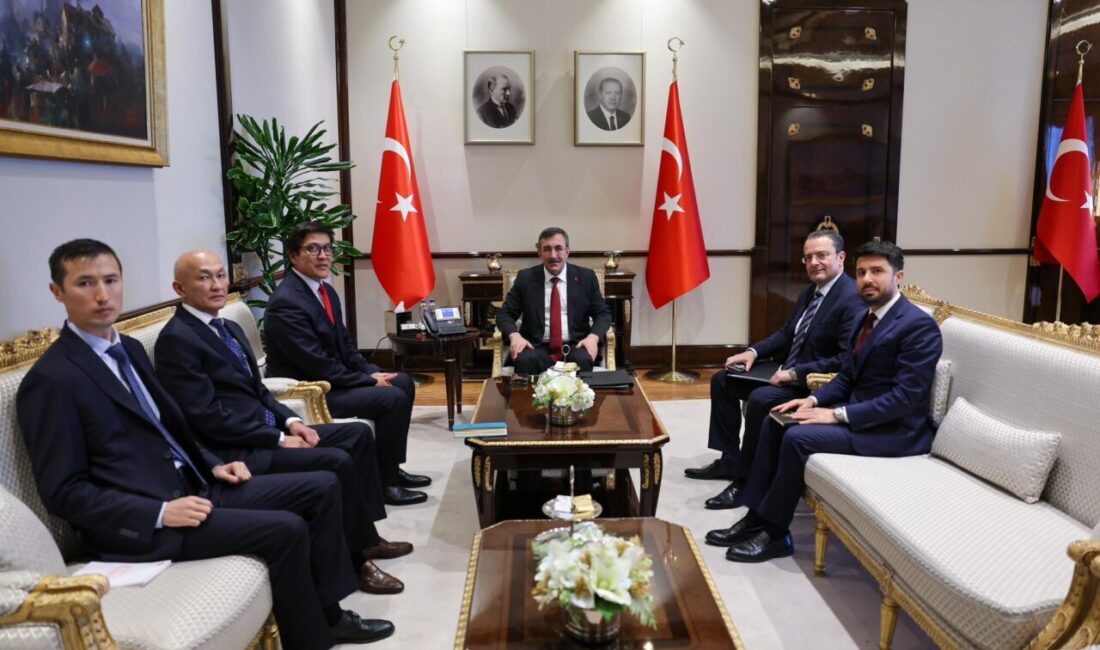 ANKARA, – CUMHURBAŞKANI Yardımcısı Cevdet Yılmaz, Kırgızistan Bakanlar Kurulu Başkan