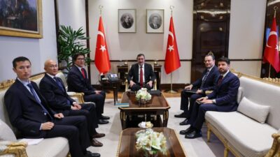 ANKARA, – CUMHURBAŞKANI Yardımcısı Cevdet Yılmaz, Kırgızistan Bakanlar Kurulu Başkan
