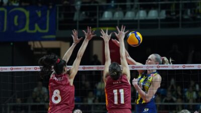 Fenerbahçe Medicana – Galatasaray Daikin: 3-2 İSTANBUL, – SALON: Burhan