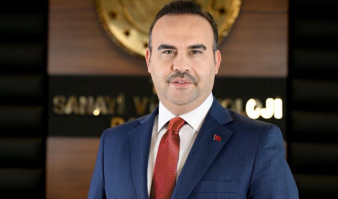 BAKAN KACIR: DEĞERLERİMİZİ MARKALAŞTIRMAYI SÜRDÜRECEĞİZ Sanayi ve Teknoloji Bakanı Mehmet