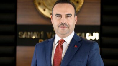 BAKAN KACIR: DEĞERLERİMİZİ MARKALAŞTIRMAYI SÜRDÜRECEĞİZ Sanayi ve Teknoloji Bakanı Mehmet