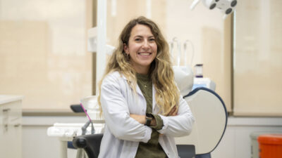 İSTANBUL, – HER 10 yetişkinden 7’sinin diş eti hastalığı yaşadığına