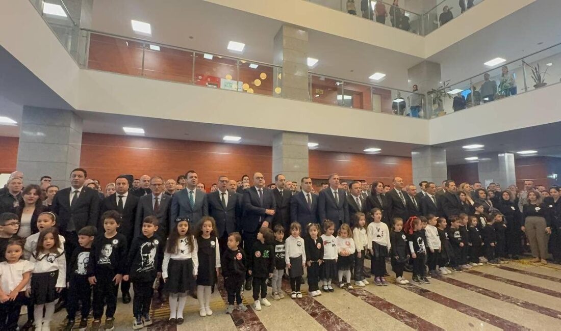 Leyla YILDIZ / İSTANBUL, – Türkiye Cumhuriyeti’nin kurucusu Büyük Önder