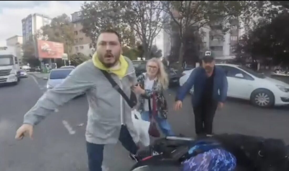 Mert ORDU-Hiba HAKBİLİR/İSTANBUL – ATAŞEHİR’de yolun karşısına geçmeye çalışan kadın