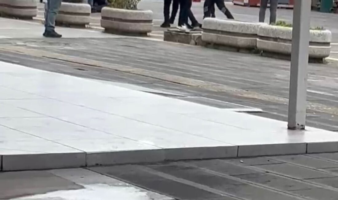 Ceyda BIYIKLIOĞLU/İSTANBUL, – BAKIRKÖY Adalet Sarayı’nda duruşma sonrası iki taraf