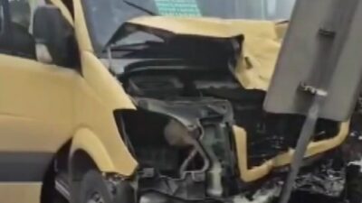 Vehbi DEMİR/İSTANBUL Başakşehir Altınşehir Mahallesi’nde yolcu minibüsünün de aralarında olduğu