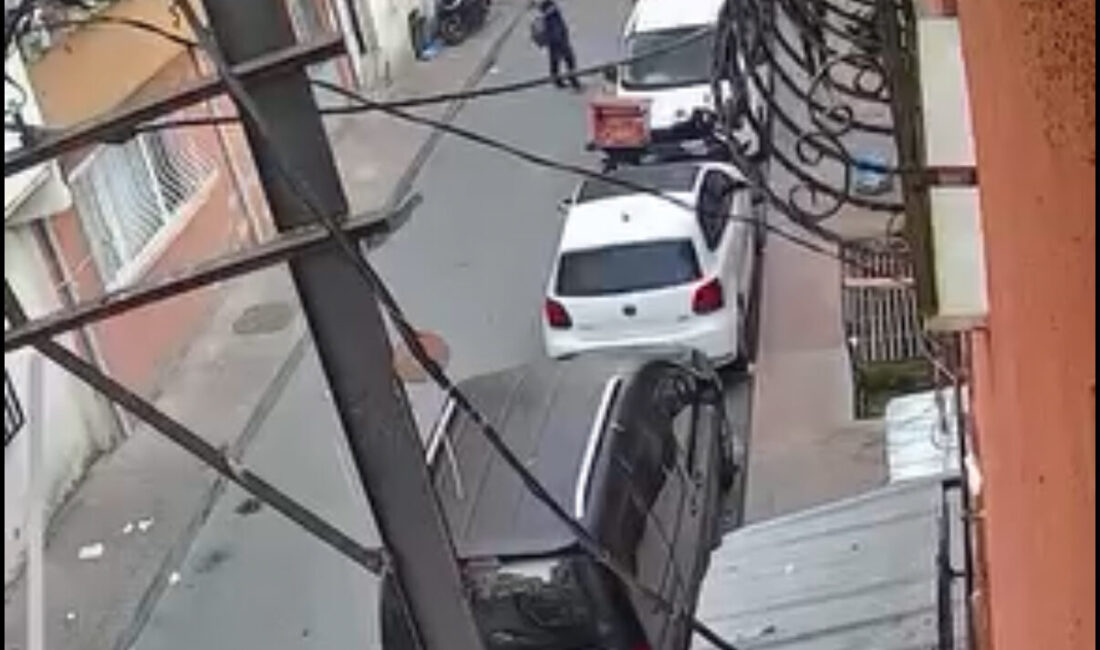 Doğan Can CESUR / İSTANBUL – BEYOĞLU’nda M.A., (13) aynı