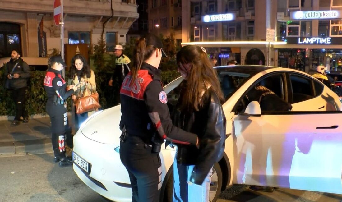 Mehmet Kaan KURT/İSTANBUL, – BEYOĞLU’nda suçla mücadele kapsamında dron destekli