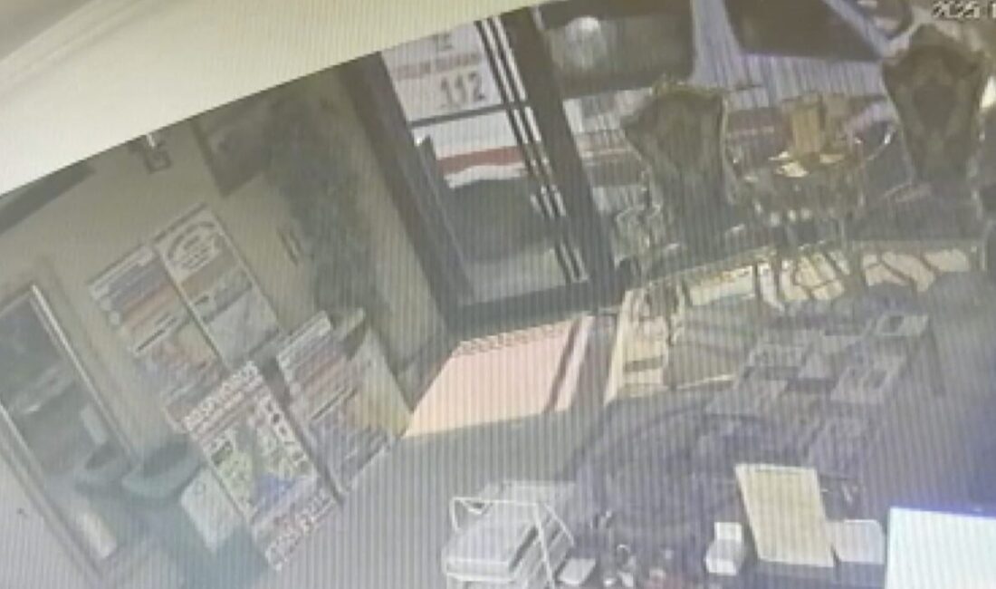 Ayşe GÜREL/İSTANBUL Almanya’dan tatil için geldikleri İstanbul’da ‘zehirlenme’ şüphesiyle hastanede