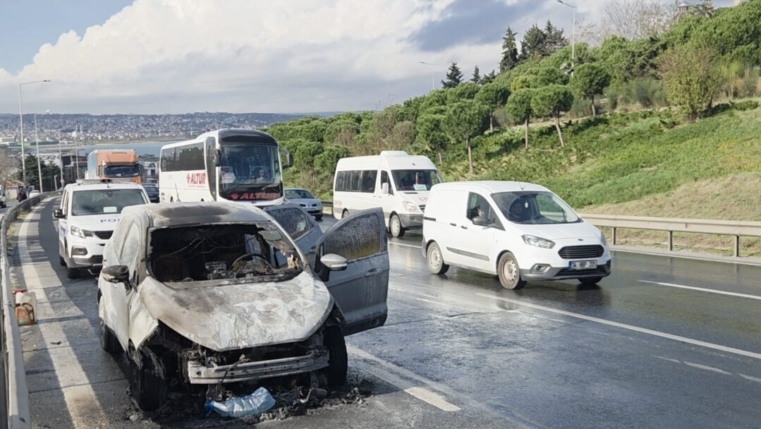Vehbi DEMİR / İSTANBUL, – Büyükçekmece mevki D-100 Karayolu’nda seyir