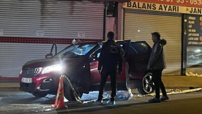 Mehmet Kaan KURT-Derya KORKMAZ/İSTANBUL, – BÜYÜKÇEKMECE’de otomobil içerisindeki 4 kişi