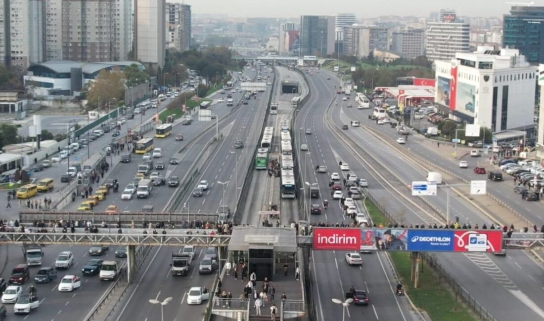 Vehbi DEMİR / İSTANBUL, -TÜRKİYE Cumhuriyeti’nin kurucusu Gazi Mustafa Kemal