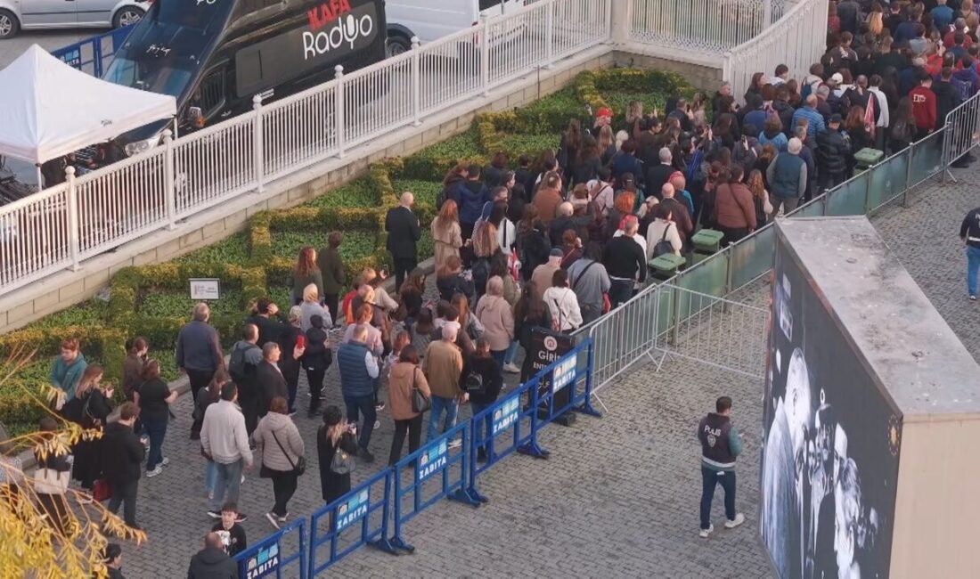 İSTANBUL, – Türkiye Cumhuriyeti’nin kurucusu Büyük Önder Mustafa Kemal Atatürk,