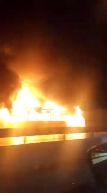 Hasan YILDIRIM-Hiba HAKBİLİR/İSTANBUL, – Eyüpsultan Kemerburgaz Yolu’nda İETT otobüsünde yangın