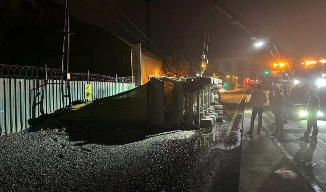 Yılmaz OKUR/İSTANBUL – EYÜPSULTAN Kemerburgaz’da mıcır yüklü hafriyat kamyonu şoförünün