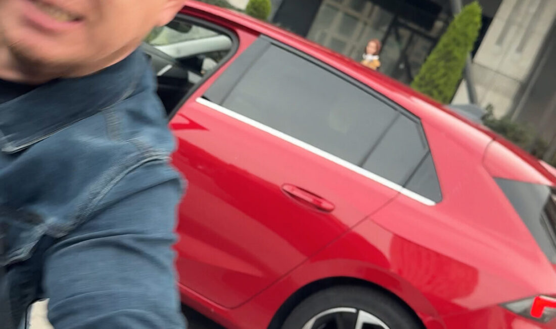 Doğan Can CESUR / İSTANBUL – KAĞITHANE’de trafikte iki sürücü