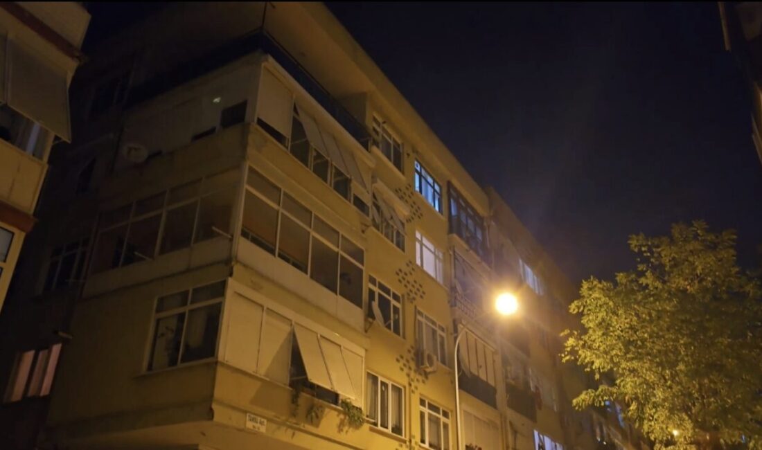 Mert ORDU/İSTANBUL, – KARTAL’da 4 katlı bir binanın kolonlarında çatlaklar