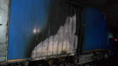 Mehmet Kaan KURT/İSTANBUL, – KUZEY Marmara Otoyolu’nda ilerleyen bir kamyonun