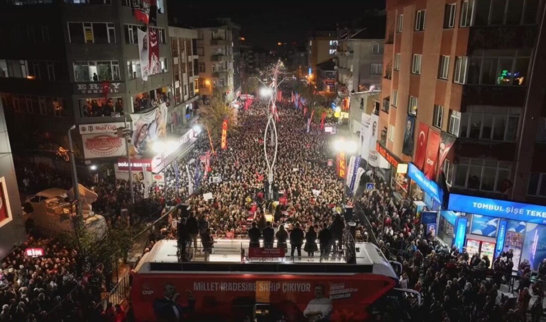 Armağan GÖKMEN/İSTANBUL, – CUMHURİYET Halk Partisi Genel Başkanı Özgür Özel,
