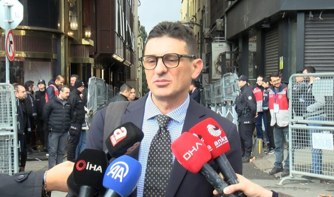 Yılmaz OKUR / İSTANBUL, – PAPA 14’üncü Leo, Kadıköy’de uğradığı