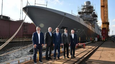 İSTANBUL, -Tuzla Tersaneler Bölgesi’ndeki tersaneleri ziyaret ederek devam eden projeler