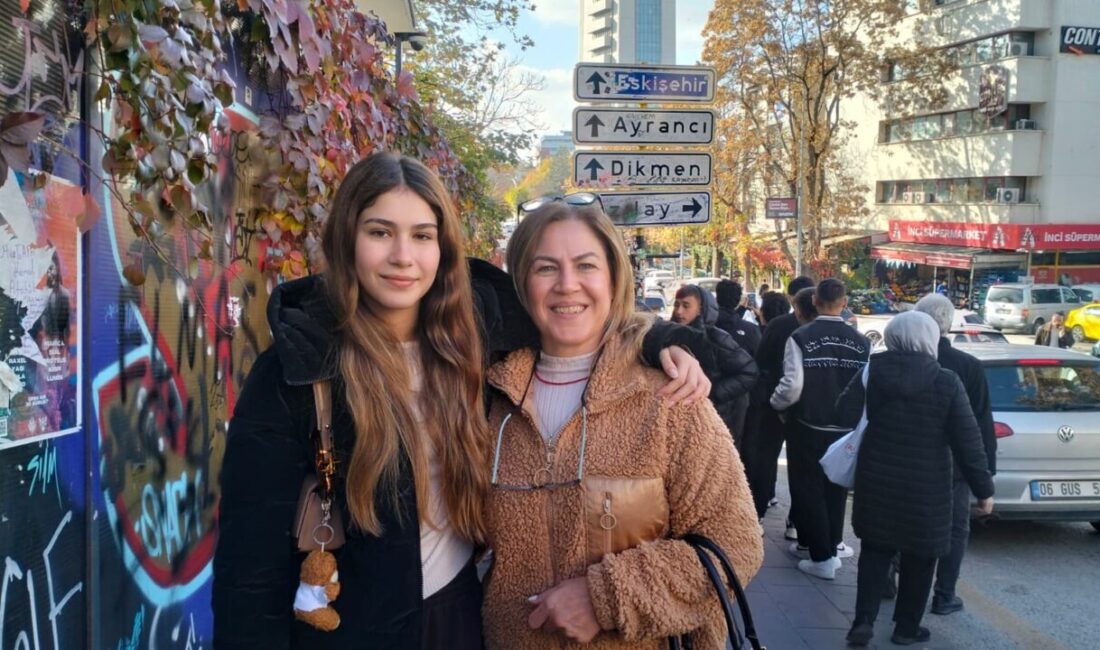 Nisa MİĞAL-Ali Oğulcan ARSLAN/ANKARA, – ANKARA’nın Çankaya ilçesindeki Kennedy Caddesi’nde