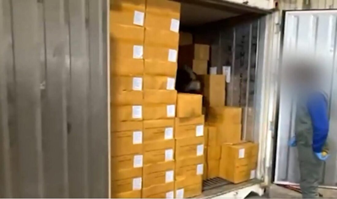 ANKARA, – İÇİŞLERİ Bakanı Ali Yerlikaya, Kocaeli’de Derince Limanı’nda dün