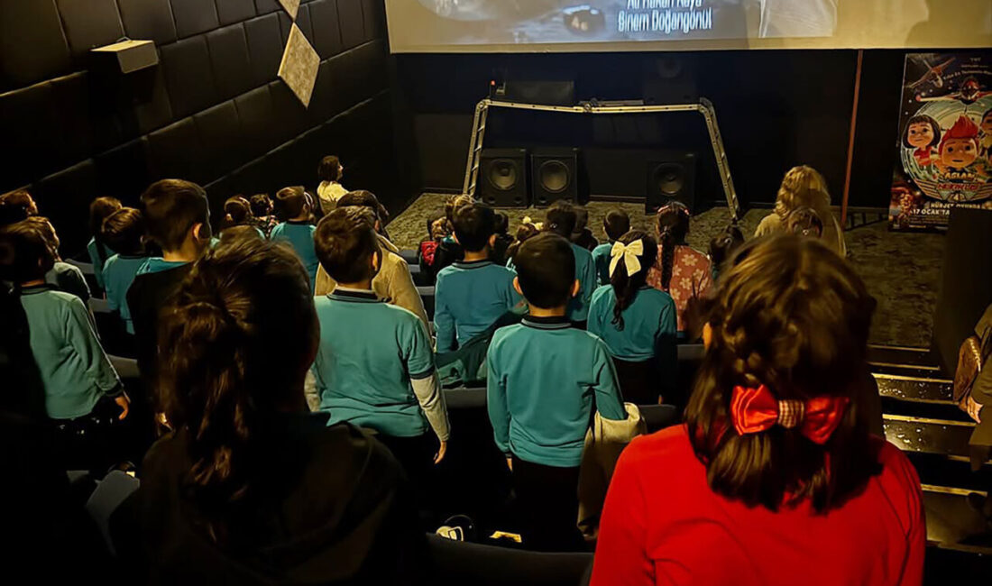 İSTANBUL, – GAZİ Mustafa Kemal Atatürk’ün gençlik yıllarını anlatan ‘Mustafa