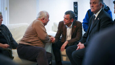 ANKARA, – CHP Genel Başkanı Özgür Özel, Gürcistan-Azerbaycan sınırında düşen