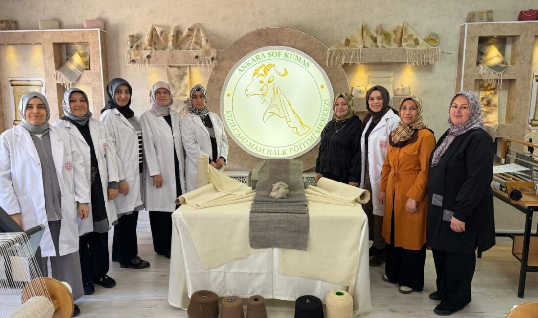 Ayşenur DEMİRTAŞ GÜL-Emirhan YÜZÜGÜLDÜ/ANKARA, – ANKARA keçisinden elde edilen tiftiğin