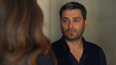 İSTANBUL, – KANAL D’nin rekortmen dizisi Uzak Şehir, bu akşam