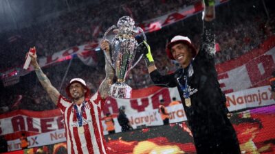 İSTANBUL, – ARJANTİN futbolunun şampiyonları, dev kupa için kapışıyor. Arjantin