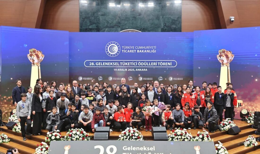 Kübra SONKAYA-Emirhan YÜZÜGÜLDÜ/ANKARA, – TİCARET Bakanı Ömer Bolat, satıcıların tüketicilere